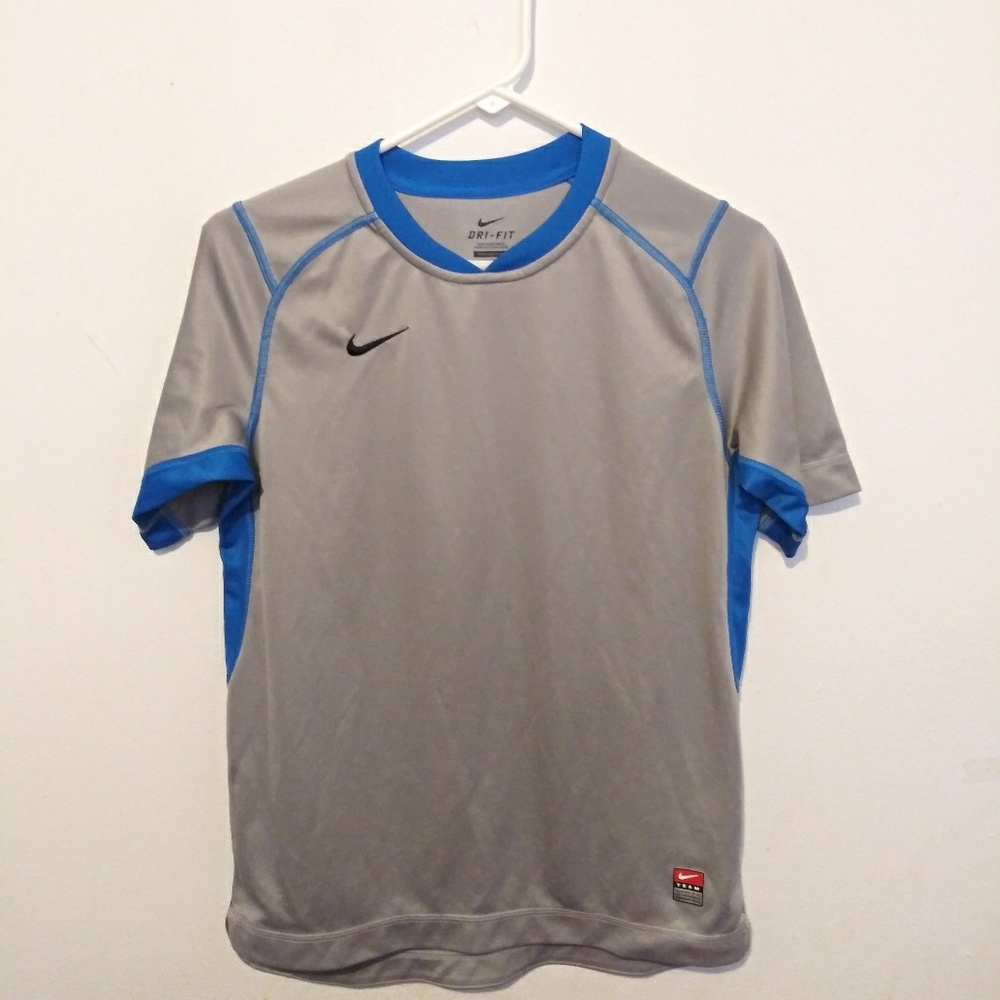 Nike dri fit Large